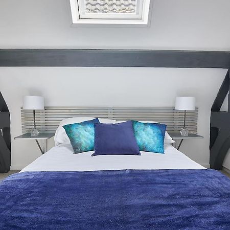 היימל המפסטד The Chapel Cottage By Ritual Stays מראה חיצוני תמונה